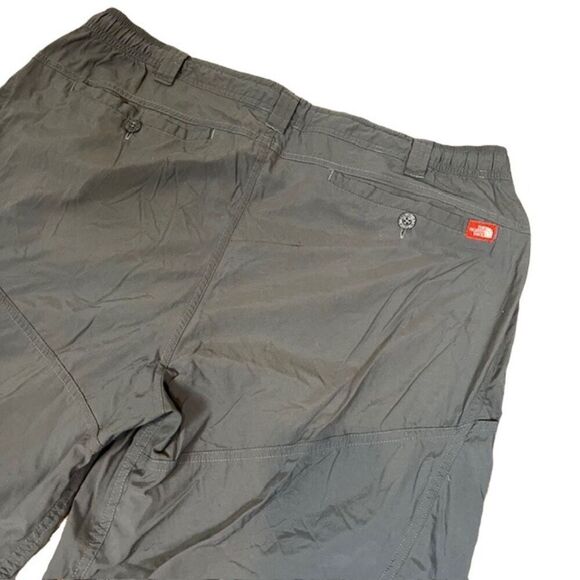 The North Face Convertible Hiking Pants Zip Off Legs Charcoal Men's Size XL - Picture 10 of 16